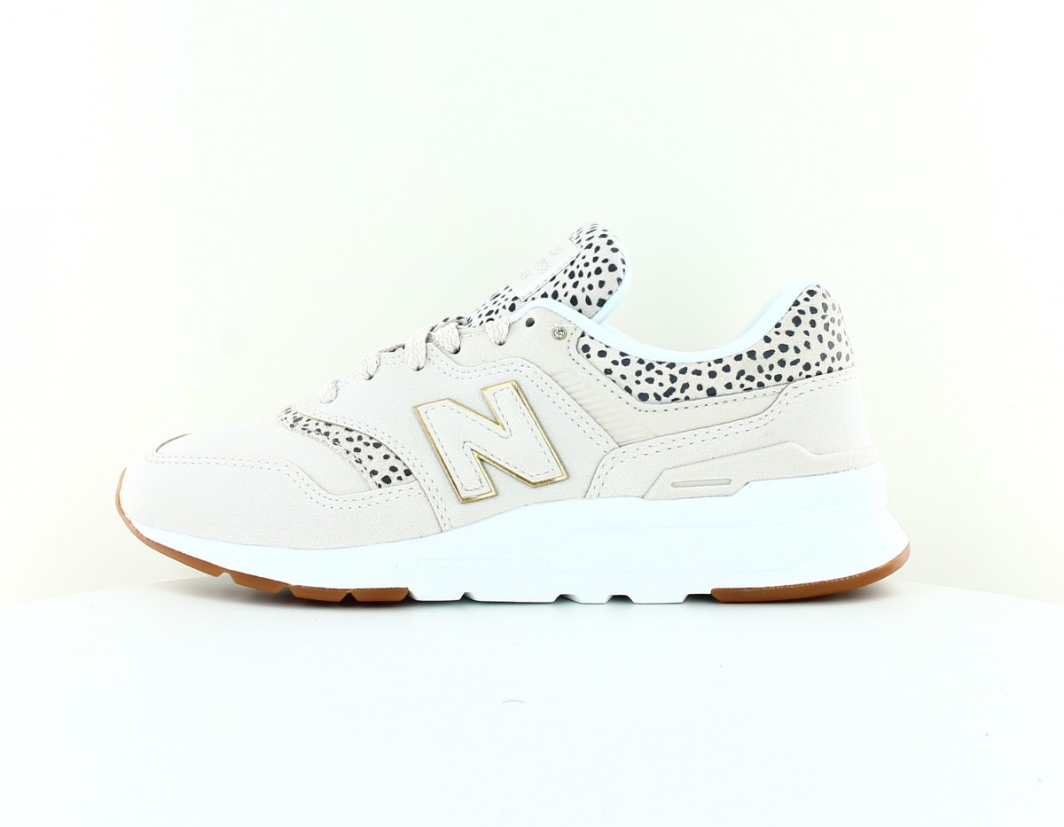 New Balance 997h femme print animals beige leopard blanc gomme