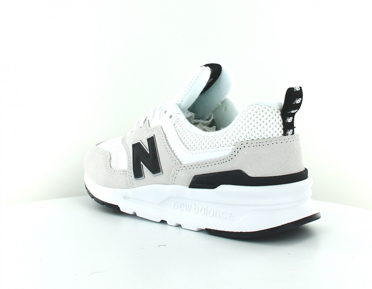 New Balance 997H femme beige blanc noir