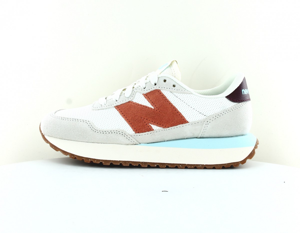 New Balance 237 blanc orange bleu ciel