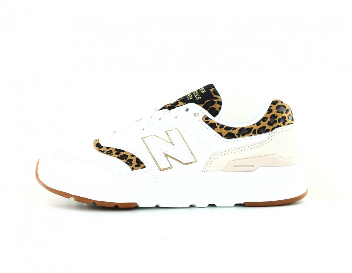 New Balance 997h femme print animals blanc beige leopard