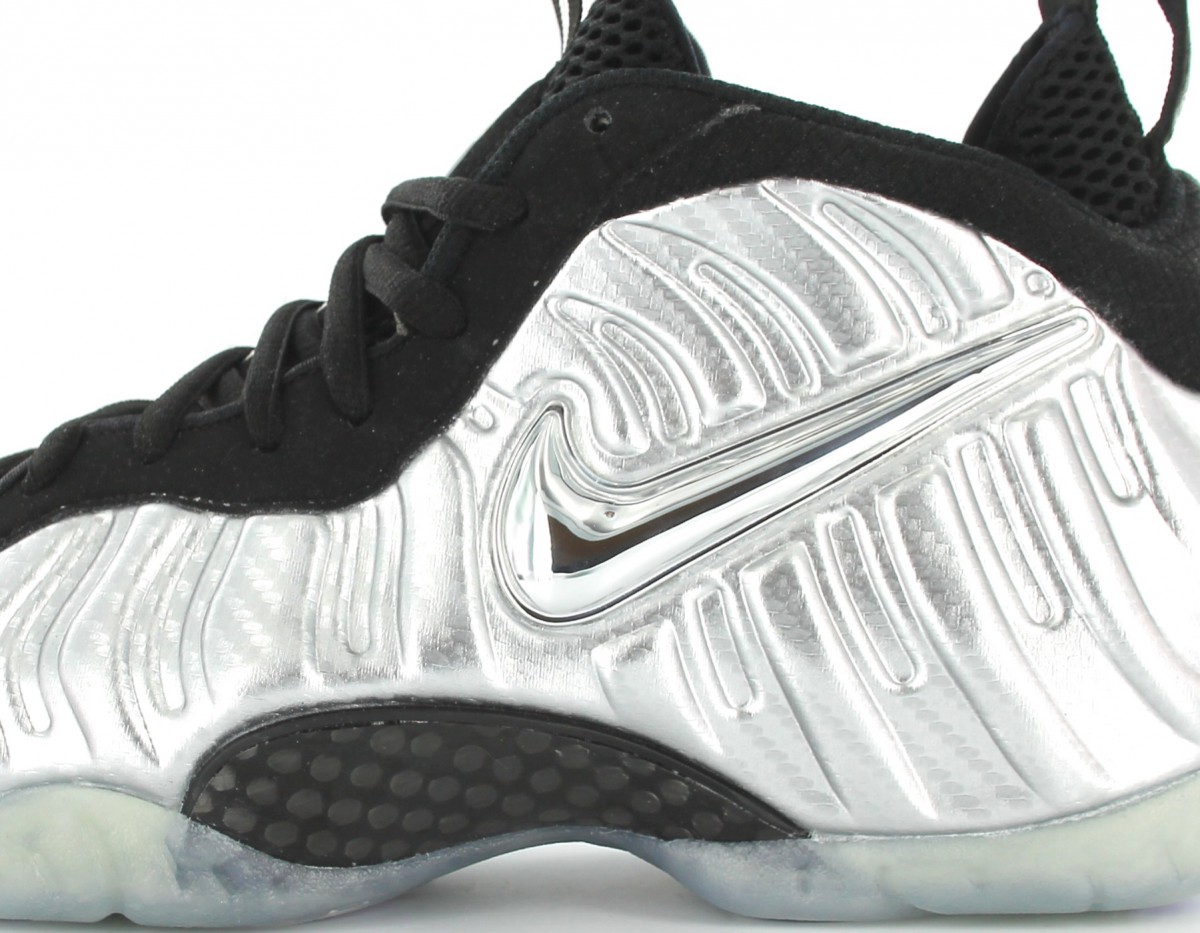 nike foamposite black metallic silver