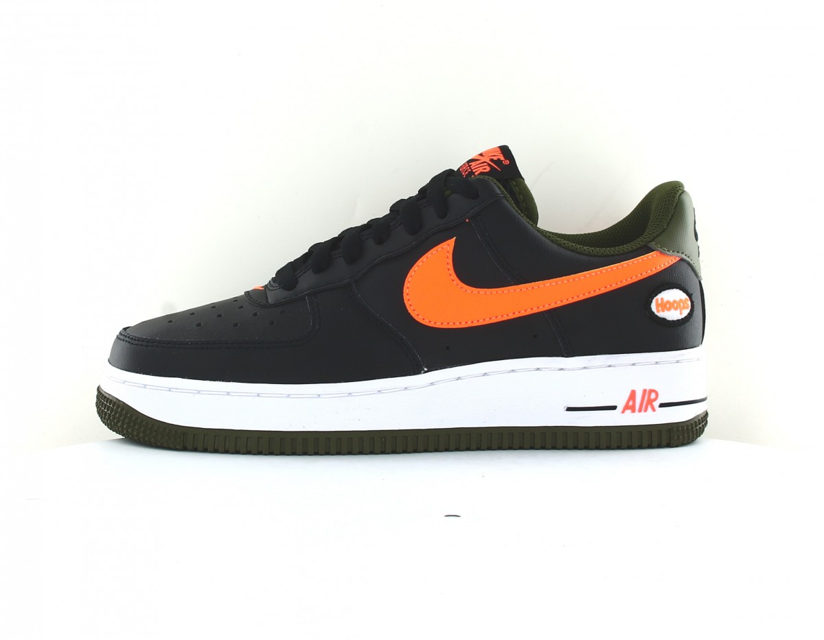 Nike air force 1 07 lv8 noir orange kaki