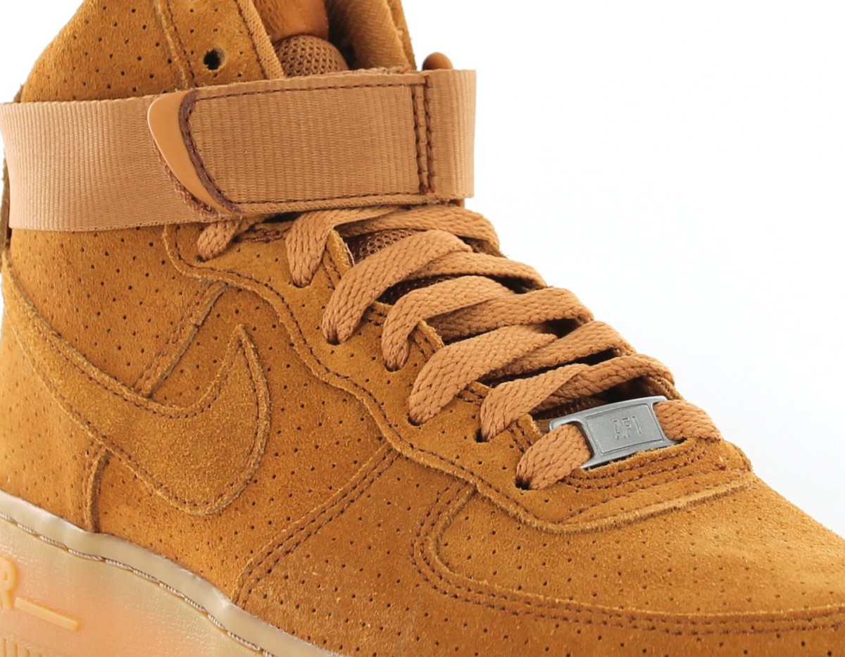 nike air force 1 beige femme