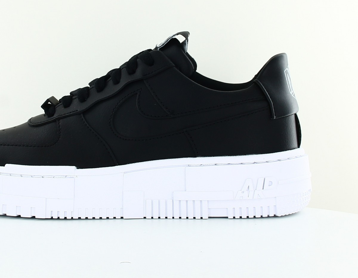 Nike Air force 1 pixel noir blanc