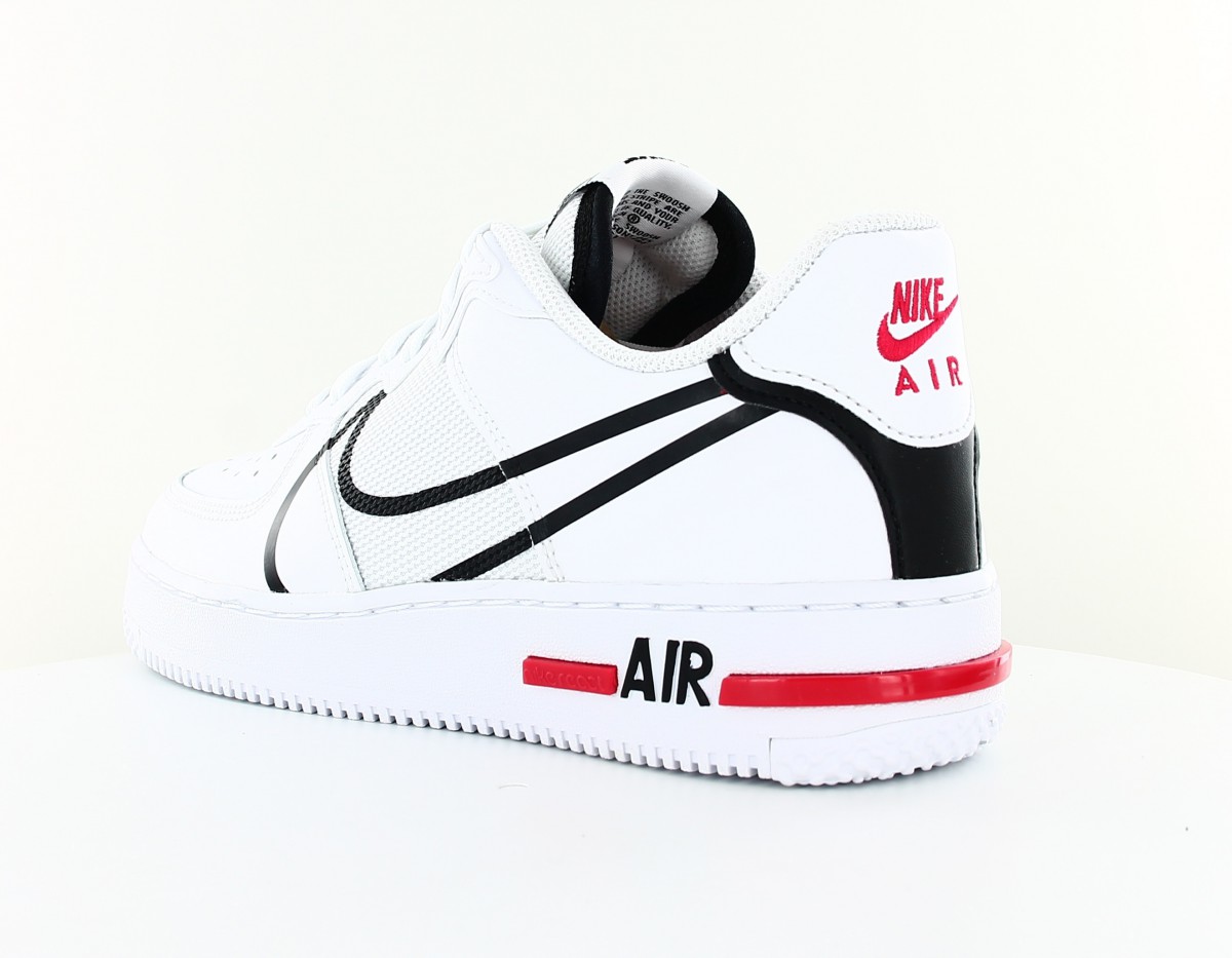 Nike Air force 1 react blanc noir rouge