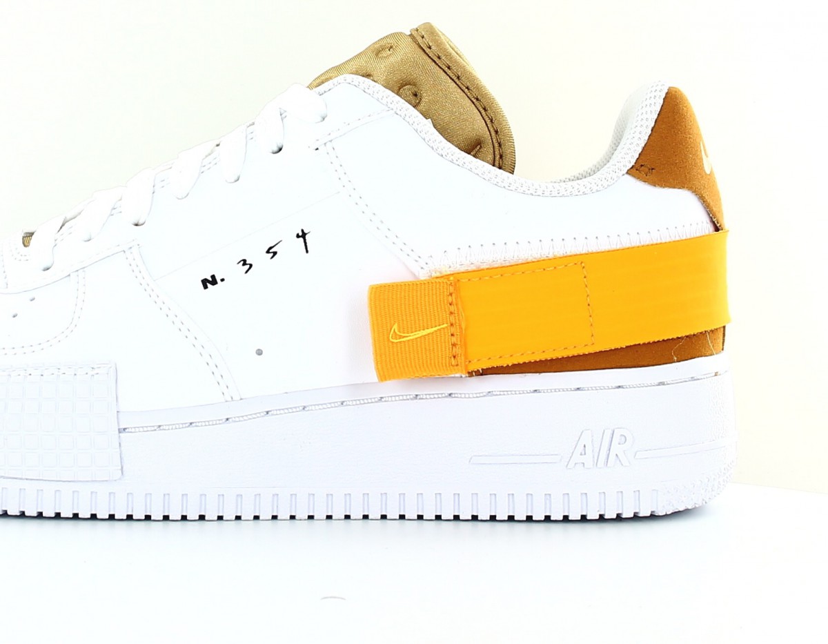 Nike Air Force 1 type blanc jaune or