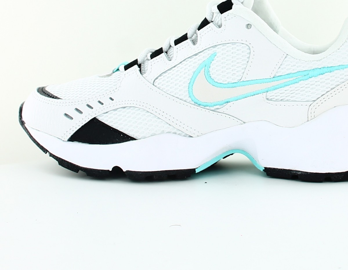 Nike Air heights blanc bleu ciel noir