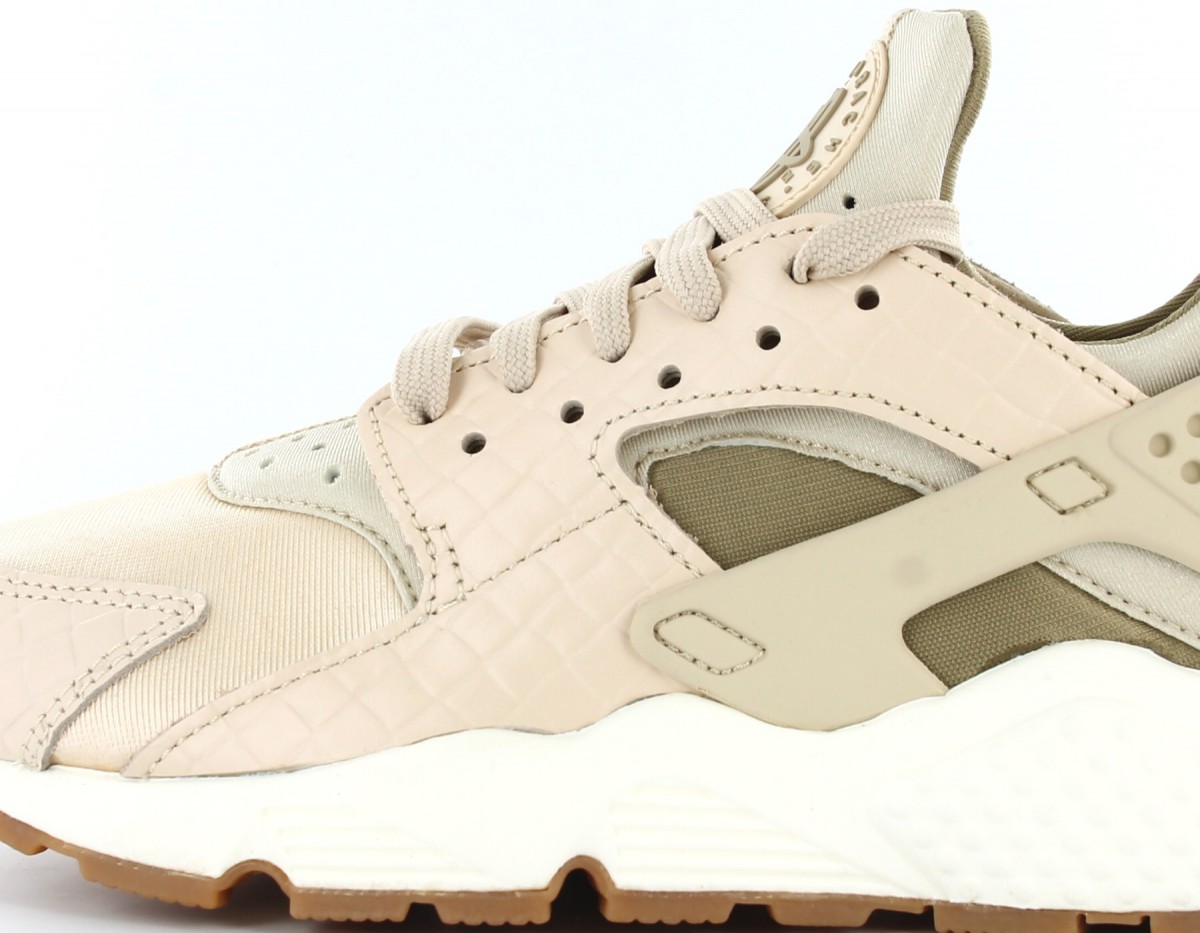 Nike Air Huarache Run Premium Women Oatmeal-Kaki Sail