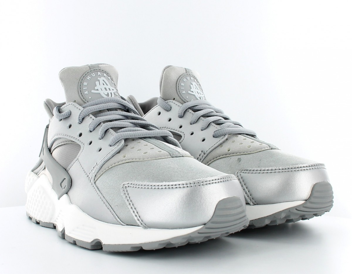 Nike Air Huarache Run SE women Metallic/Silver