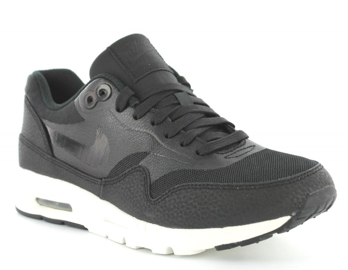 Nike Air Max 1 ultra essential femme NOIR/NOIR/BLANC