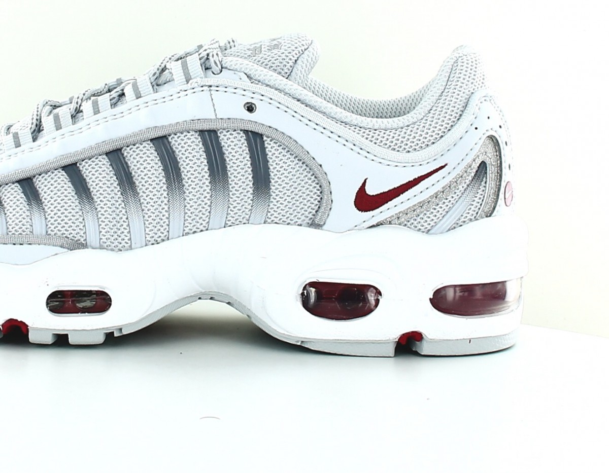 Nike Air max tailwind IV gris rouge brillant