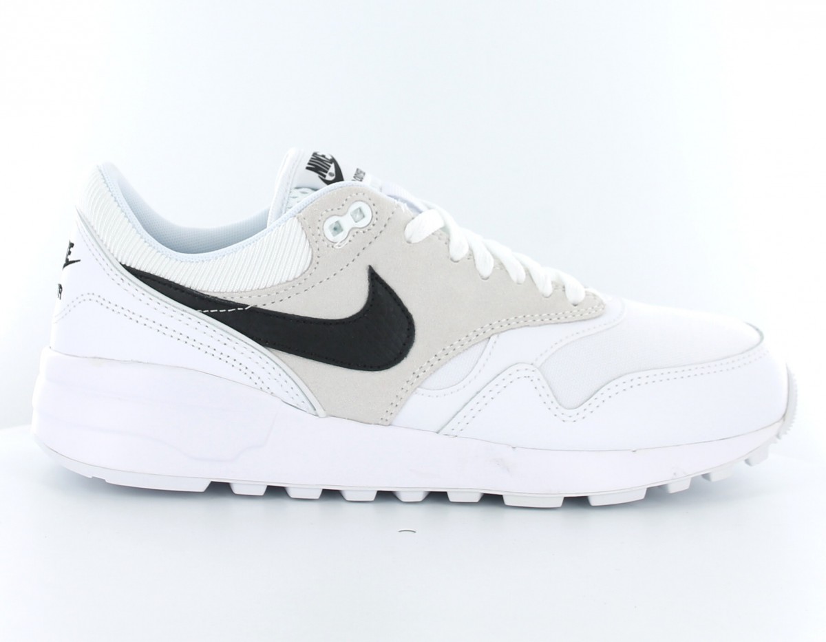 Nike air odyssey BLANC/NOIR