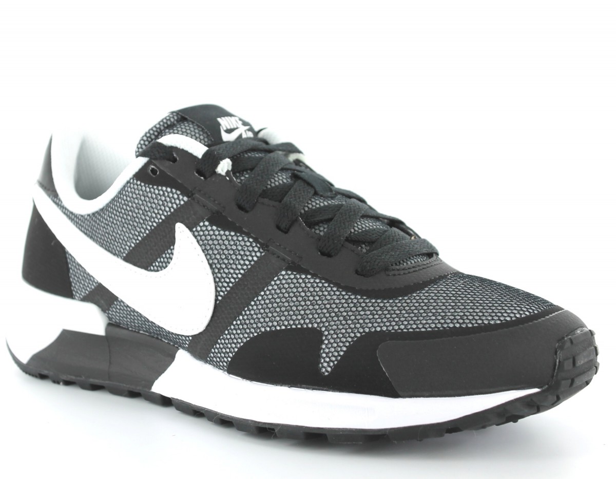 Nike Pegasus 83/30 NOIR/BLANC