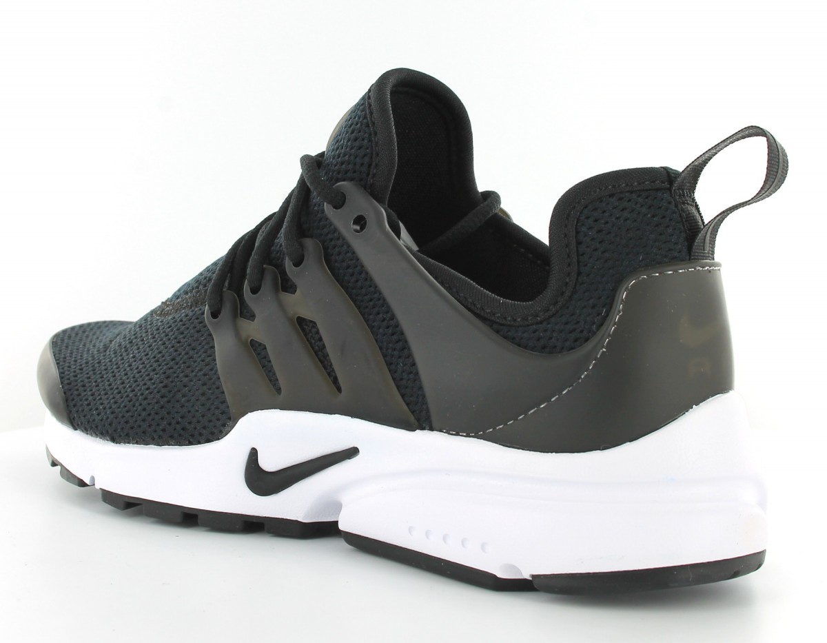 nike air presto femme noir et blanche