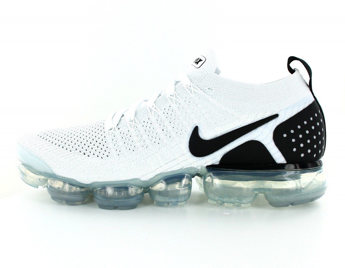 nike air vapormax white and black