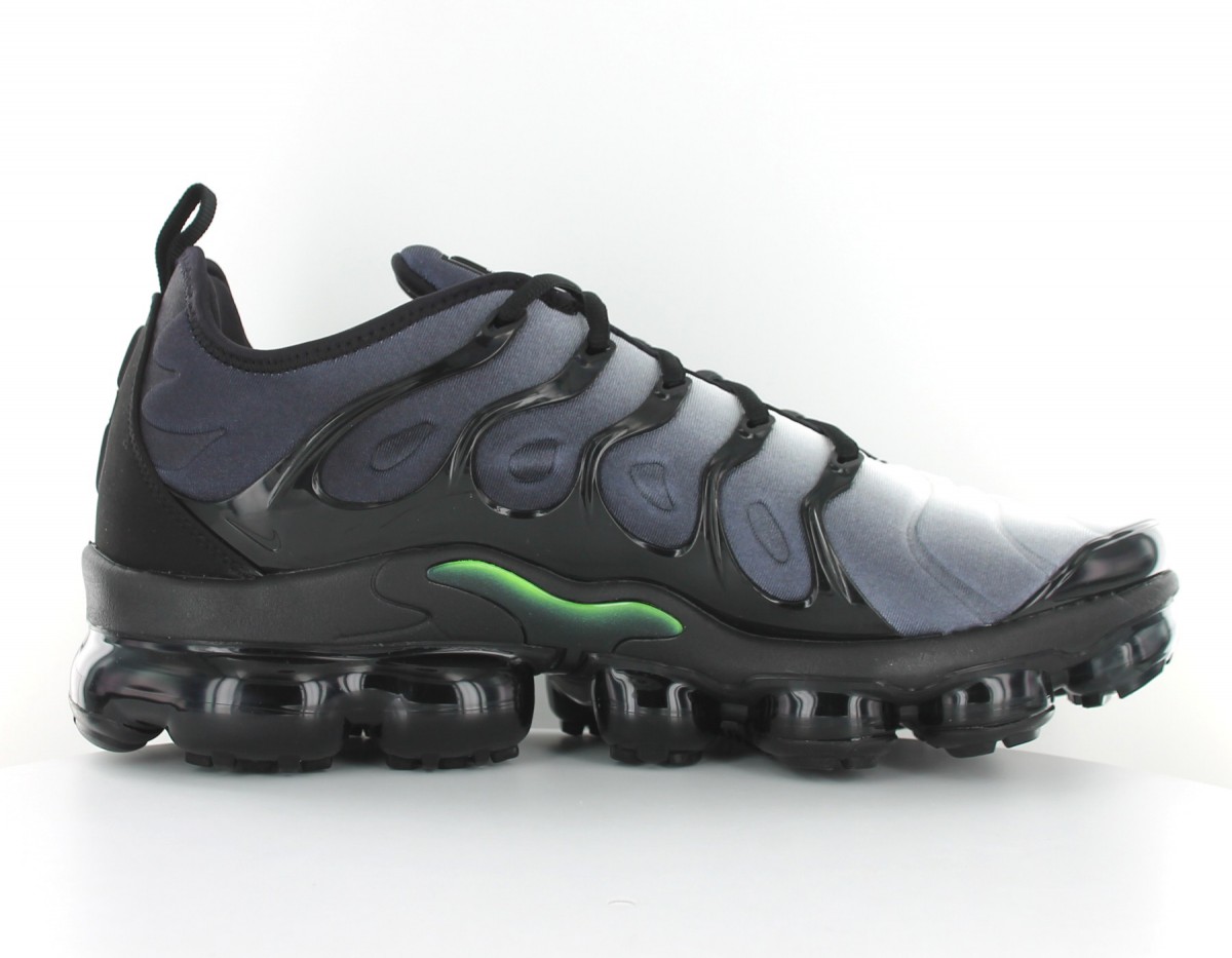 Nike Air Vapormax Plus black-volt-white