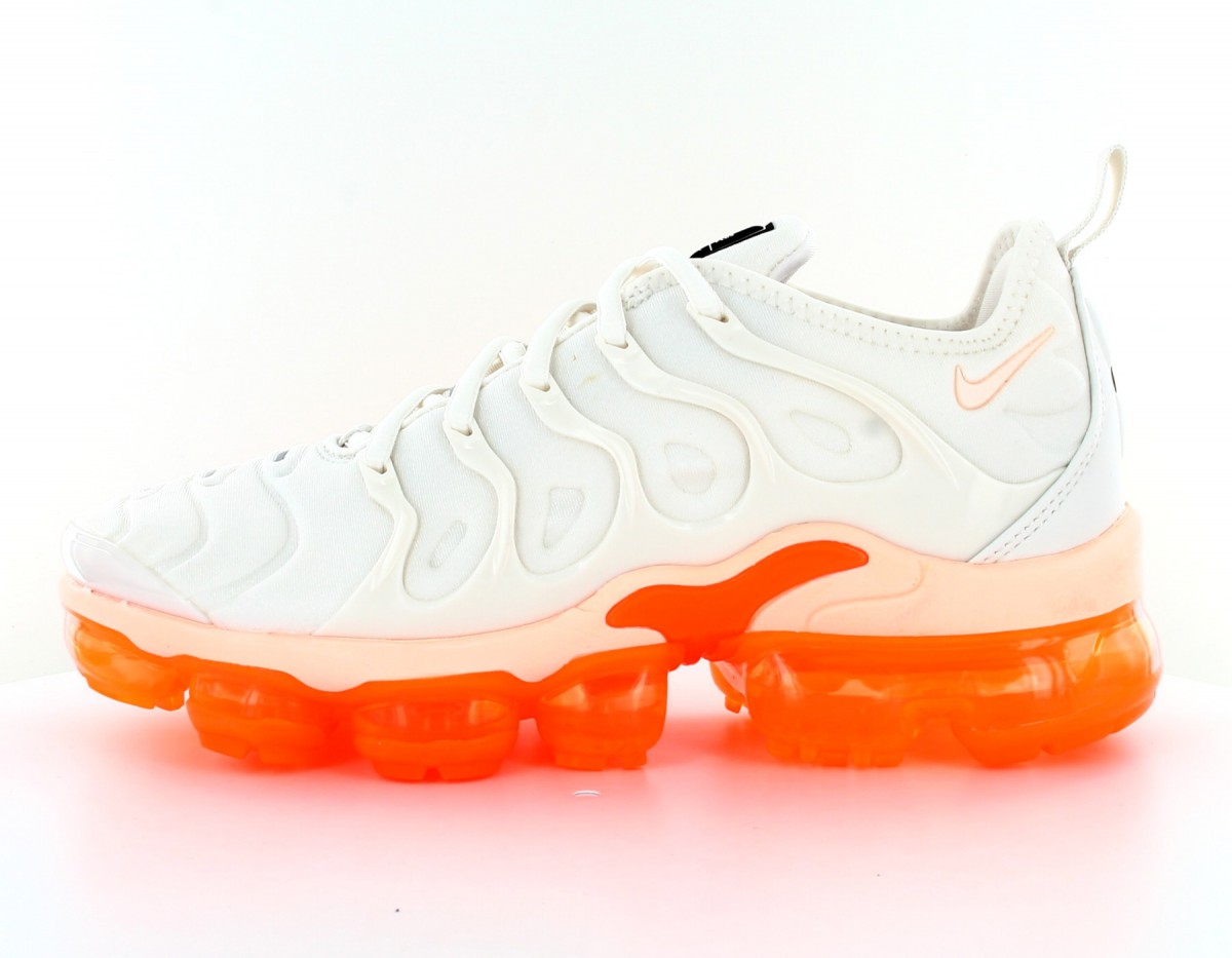 Nike Air Vapormax Plus women white orange-creamsicle