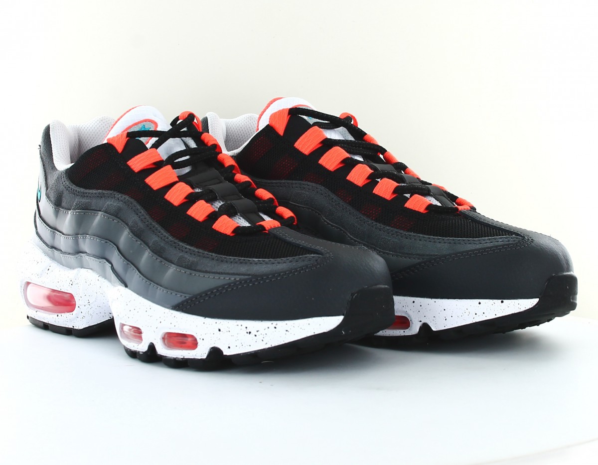 Nike Air Max 95 noir gris orange bleu