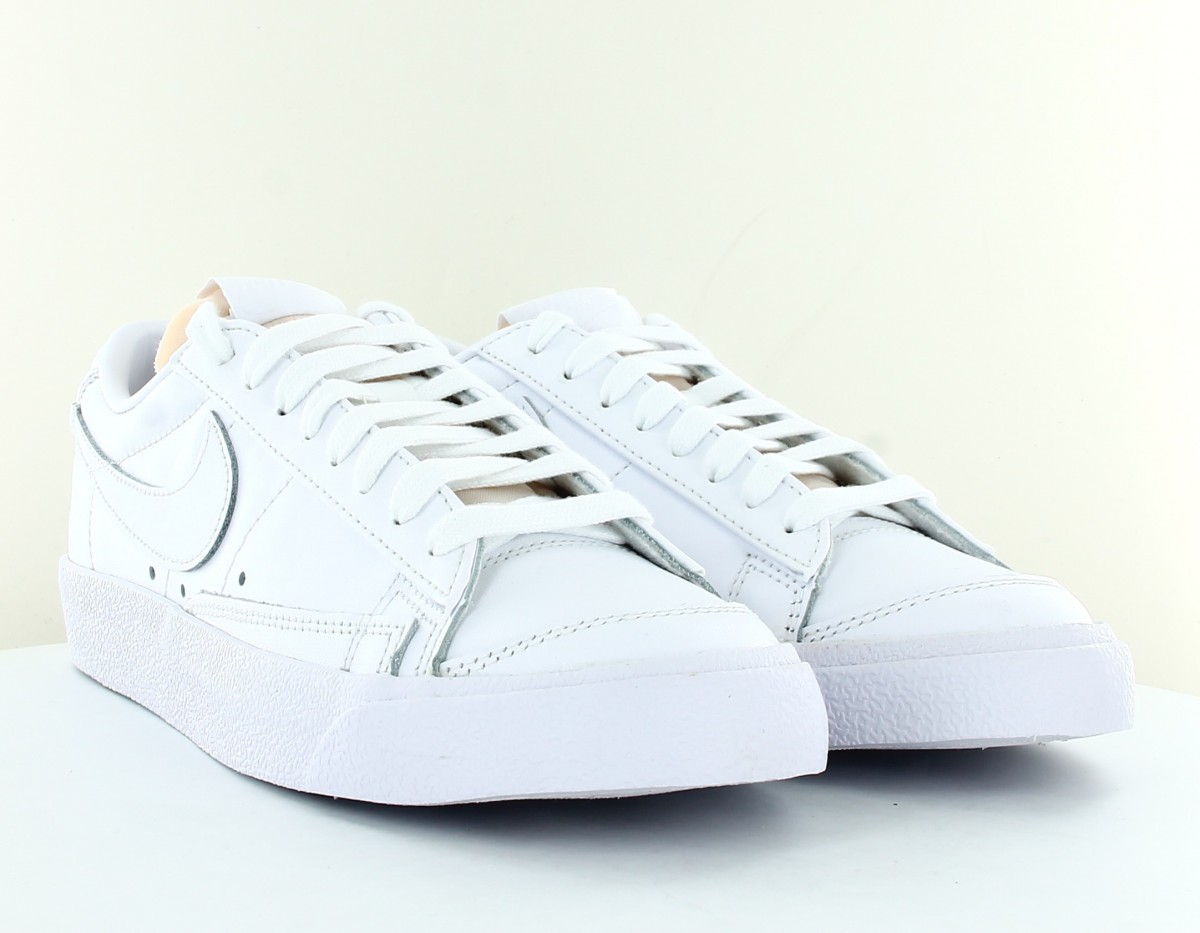 Nike Blazer low '77 blanc blanc