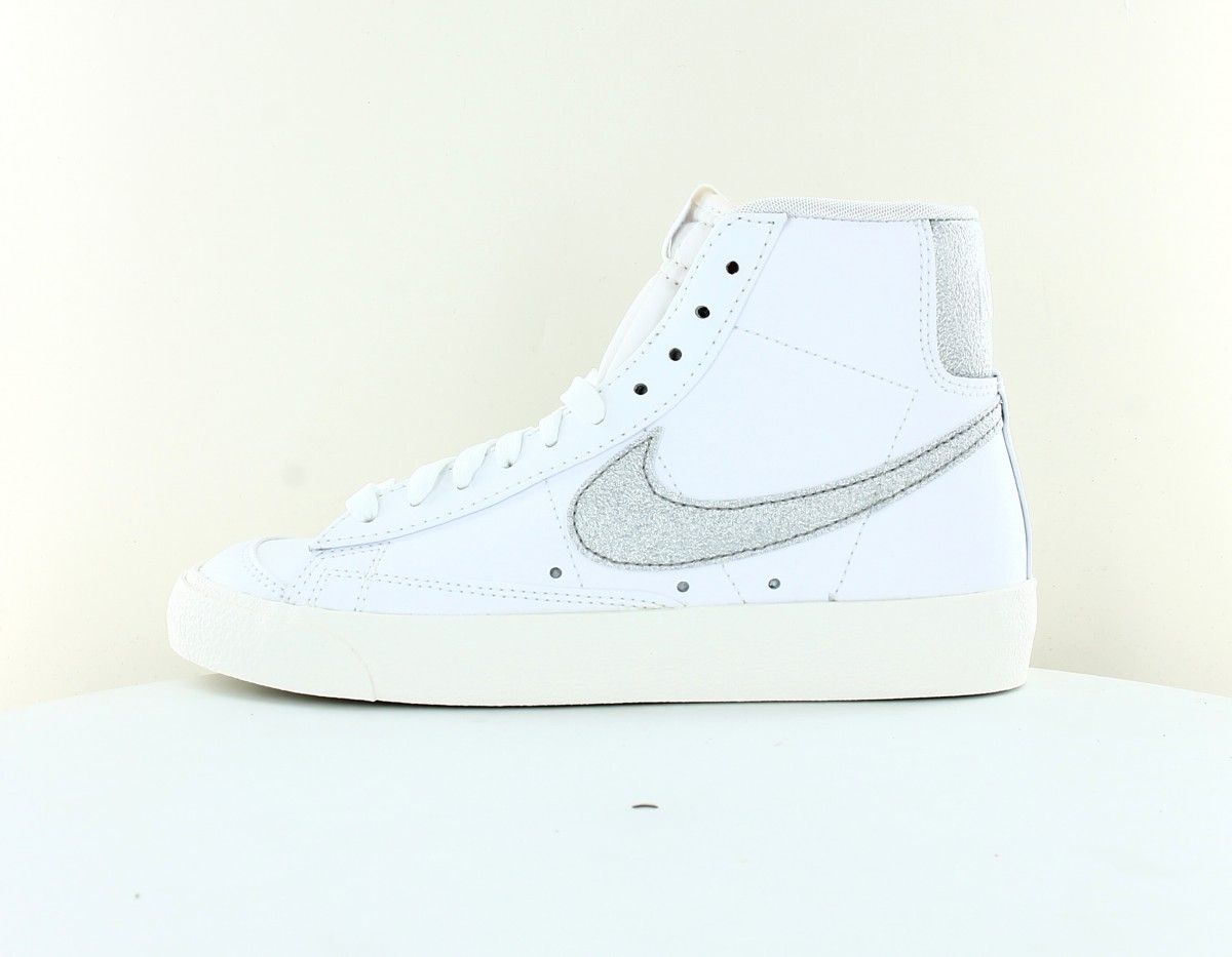 Nike Blazer mid 77 essential blanc argent craquelé