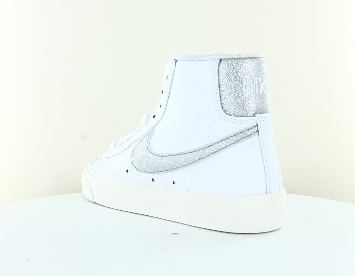 Nike Blazer mid 77 essential blanc argent craquelé