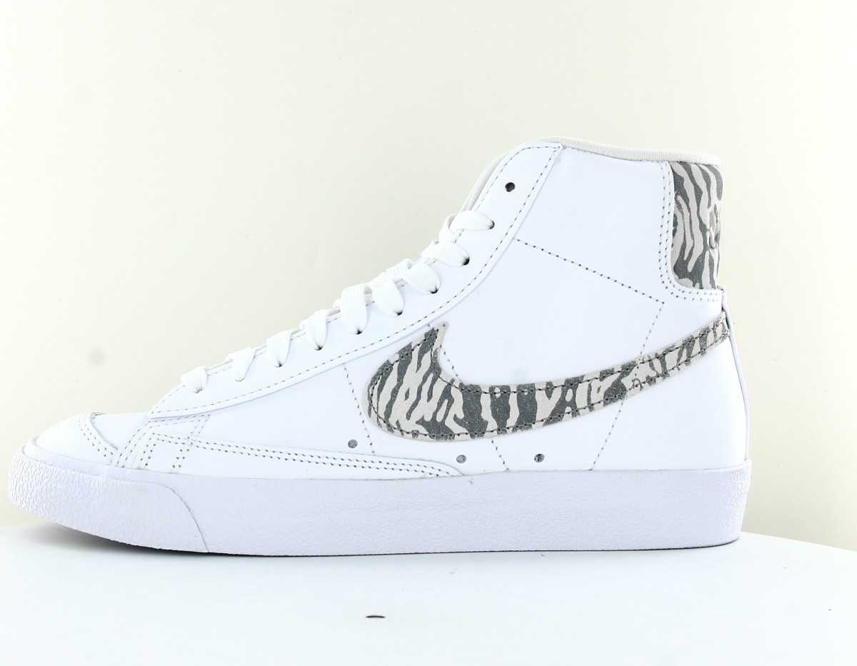 Nike Blazer mid 77 se blanc zebre