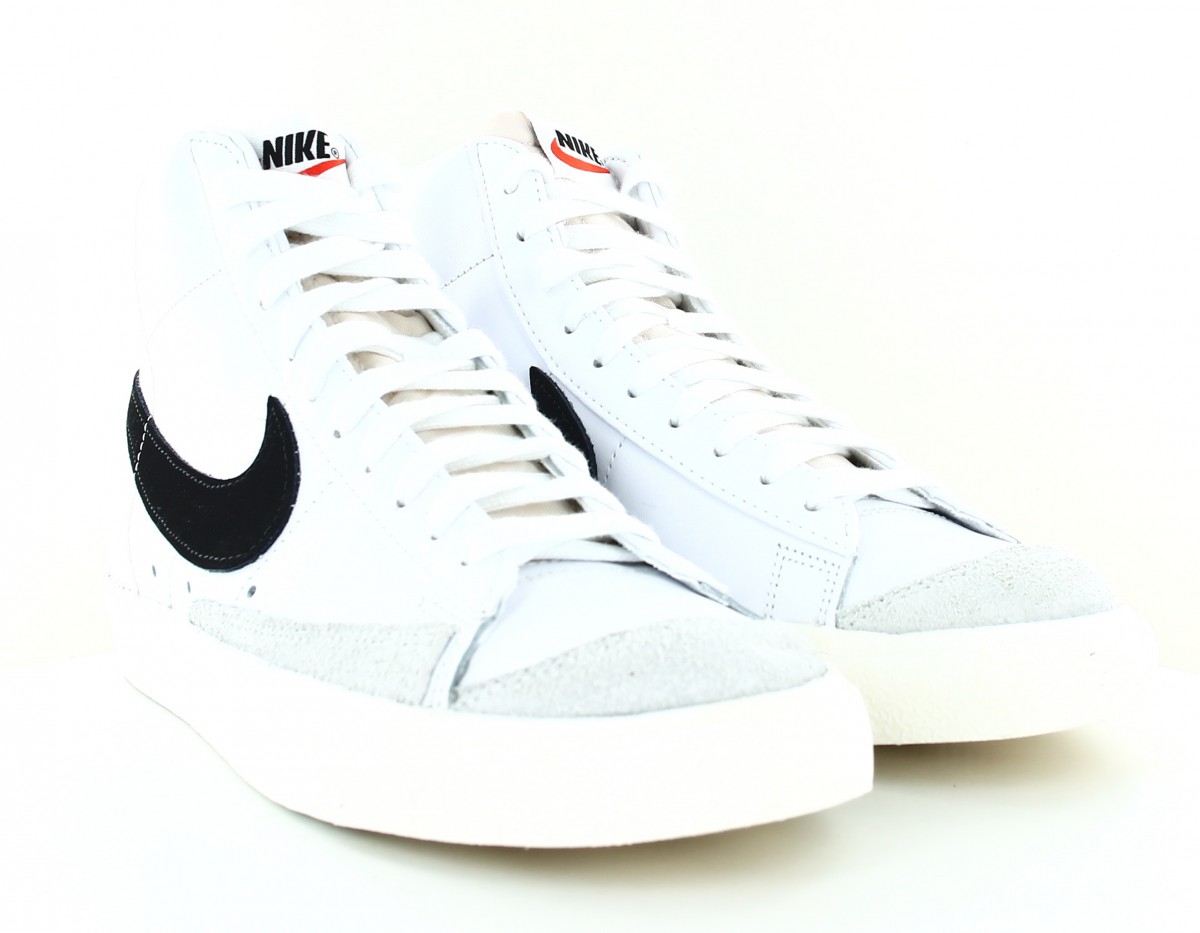 Nike Blazer mid 77 vintage blanc noir 