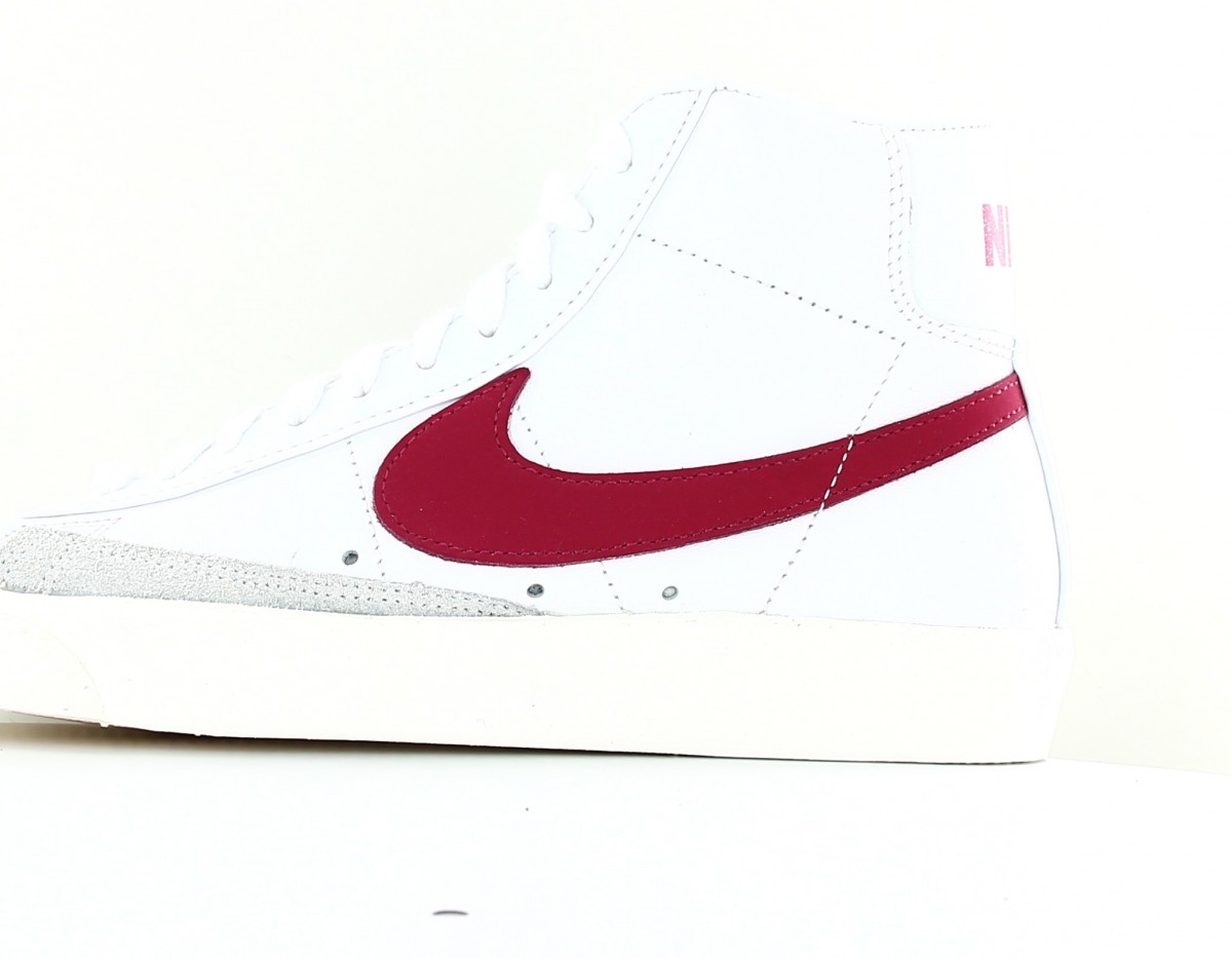 Nike Blazer mid 77 vintage blanc rouge beige