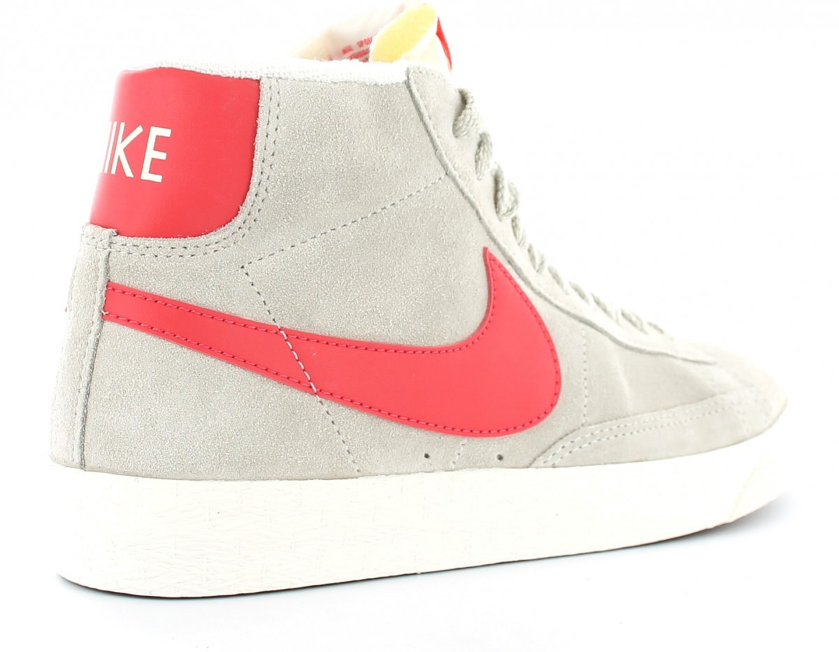 Nike 2025 beige rose