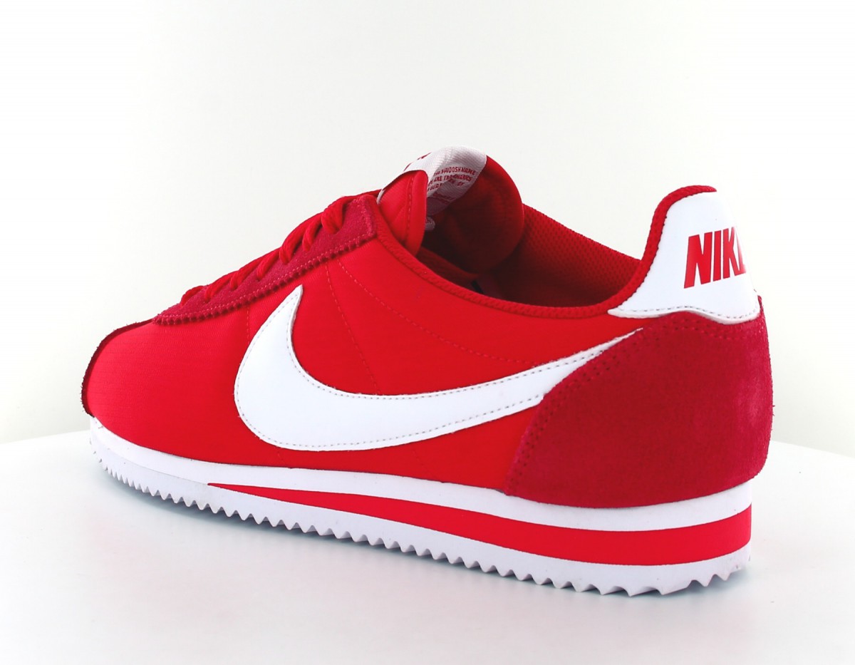 cortez nike rouge jordan