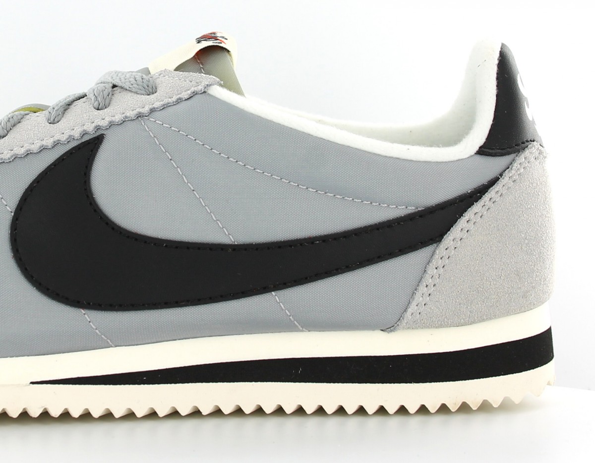 Nike classic cortez nylon aw gris-noir