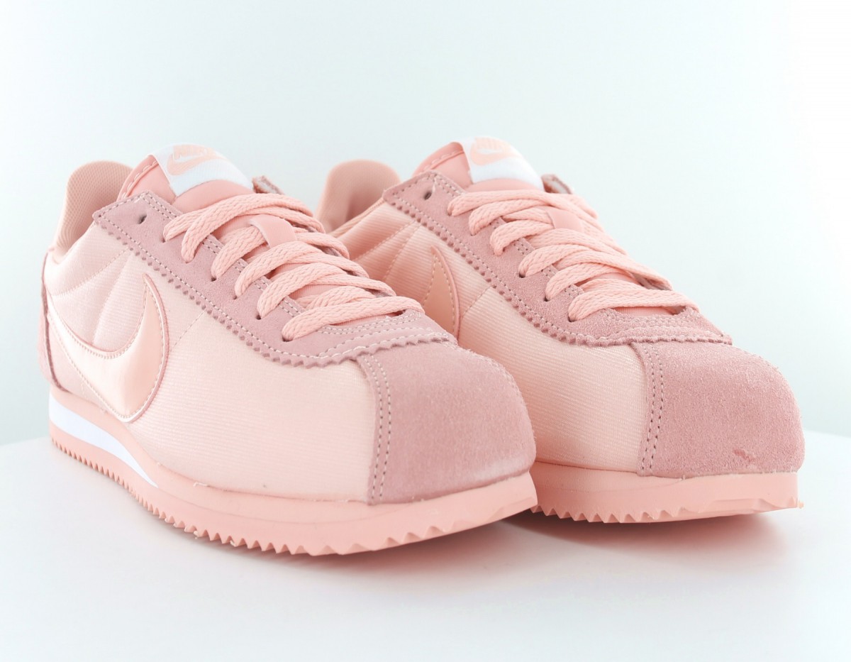 Nike Cortez Nylon Femme Rose corail