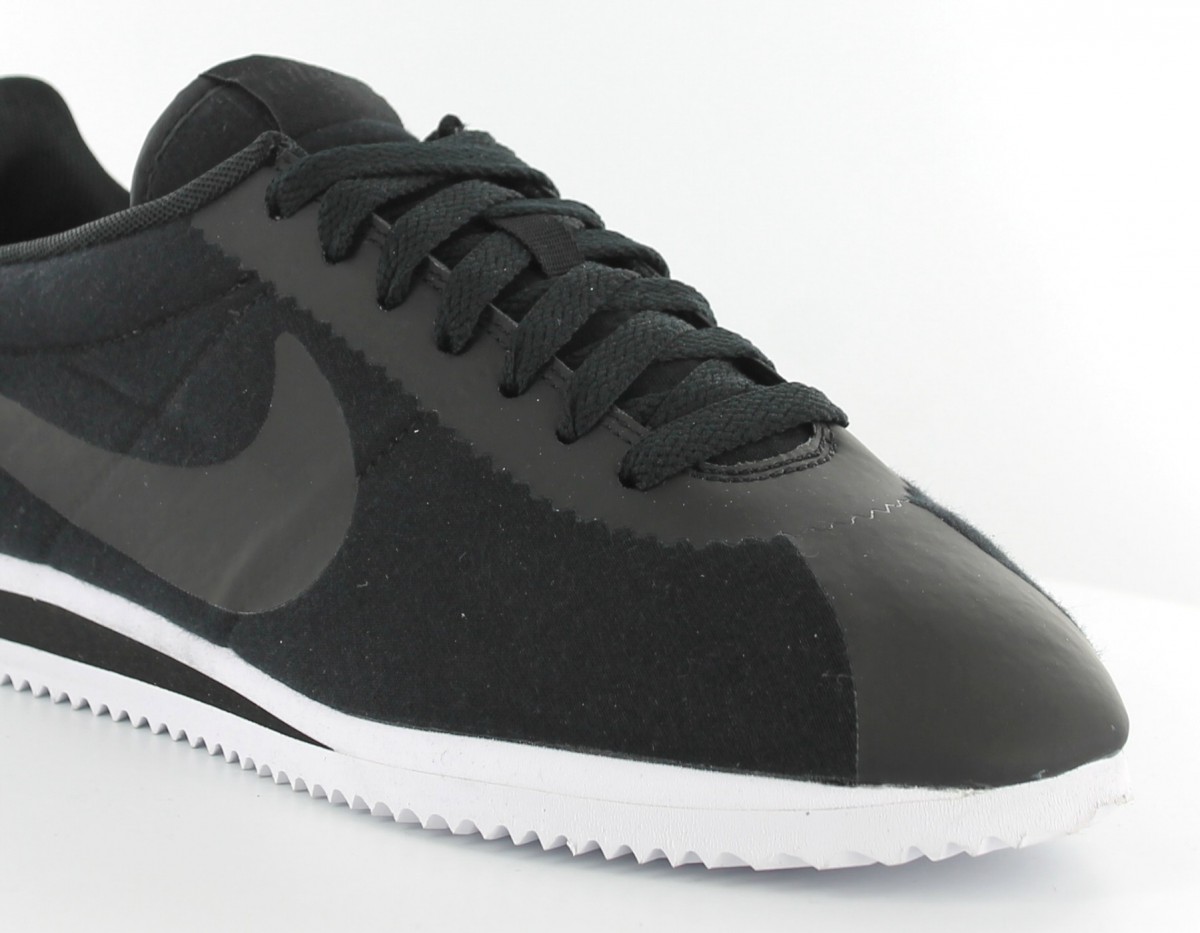 Nike cortez tech pack NOIR/NOIR/BLANC