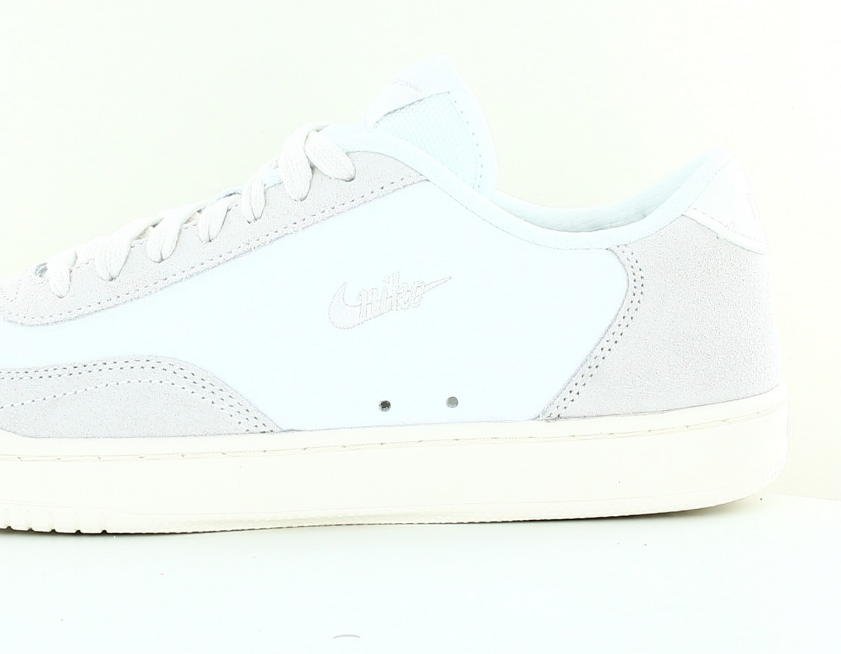 Nike Court vintage premium blanc beige