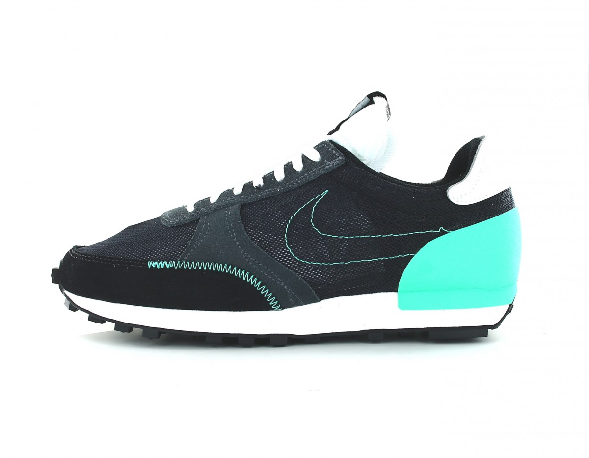 Nike Daybreak type noir vert menthe blanc