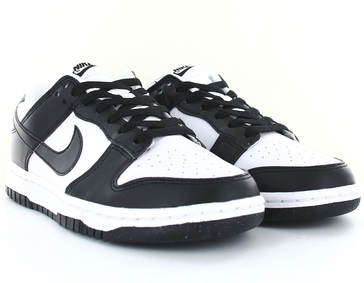 Nike Dunk low next nature blanc noir