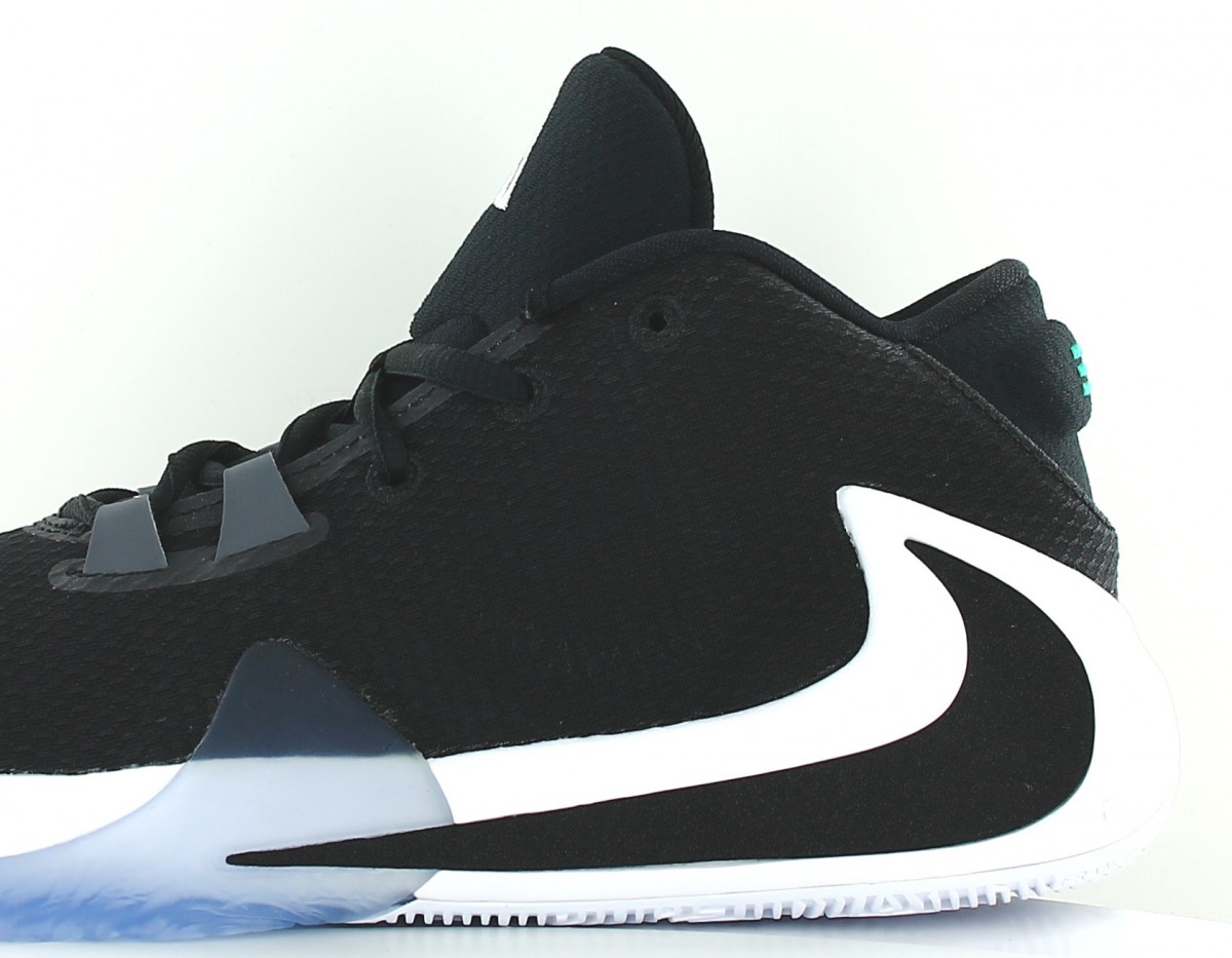 Nike Freak 1 noir blanc bleu