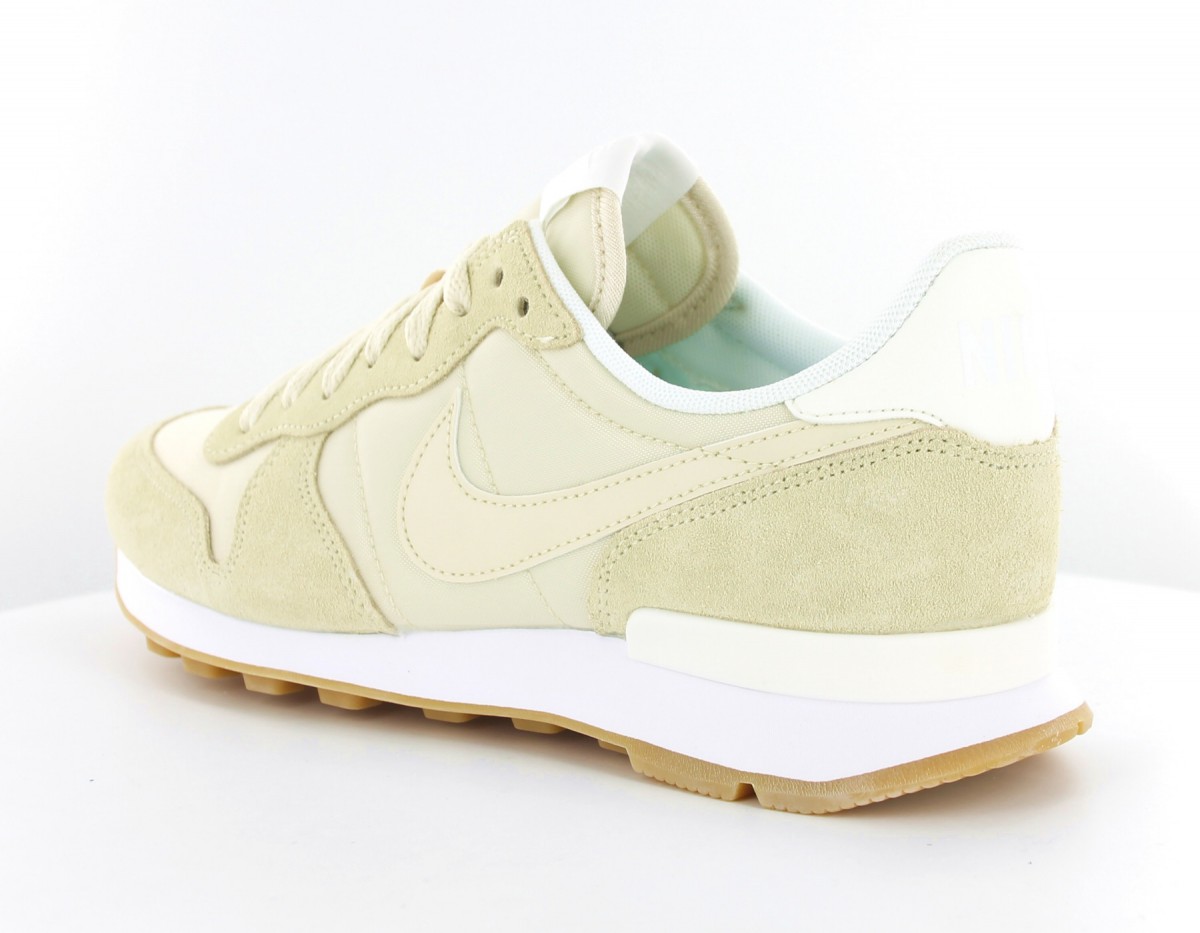 Nike Internationalist femme Beige clair gomme