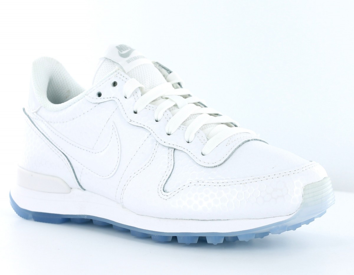 nike internationalist femme premium toute blanche nacre
