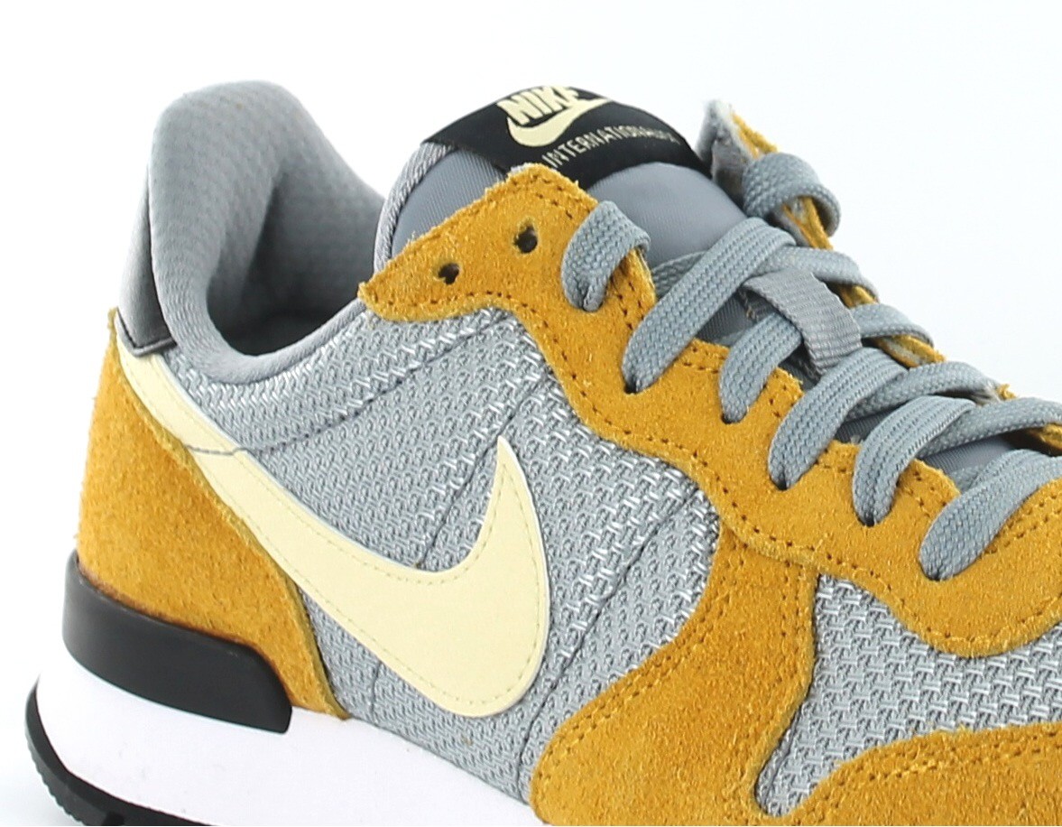 nike internationalist femme jaune moutarde