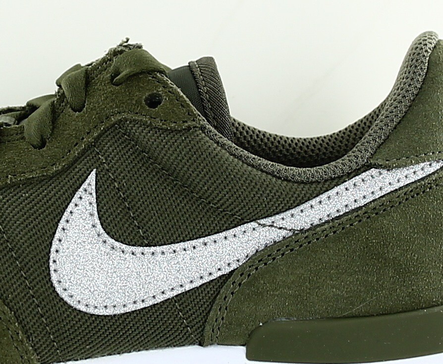 Nike Internationalist vert kaki argent