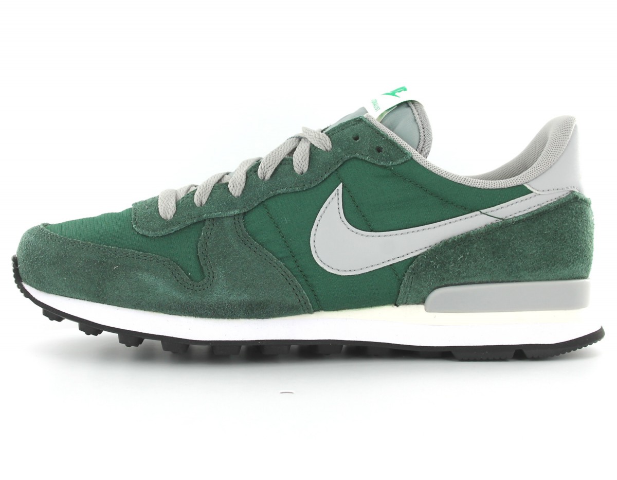 chaussure nike verte