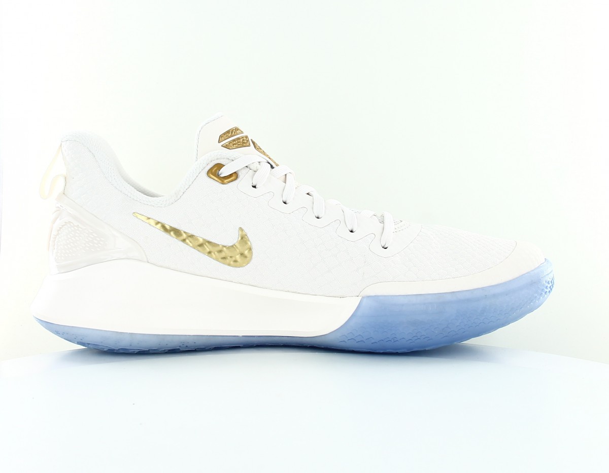 Nike Mamba focus beige or bleu