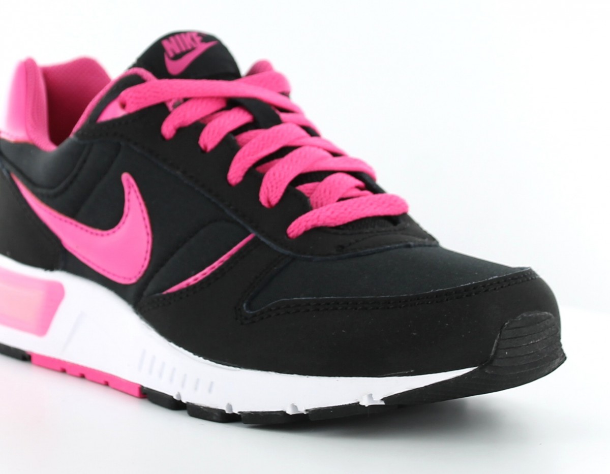 Nike nightgazer femme NOIR/ROSE