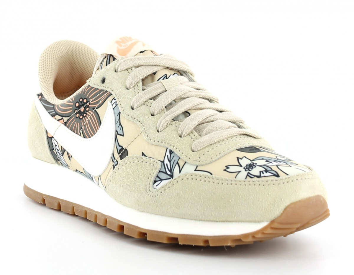 nike air pegasus femme solde