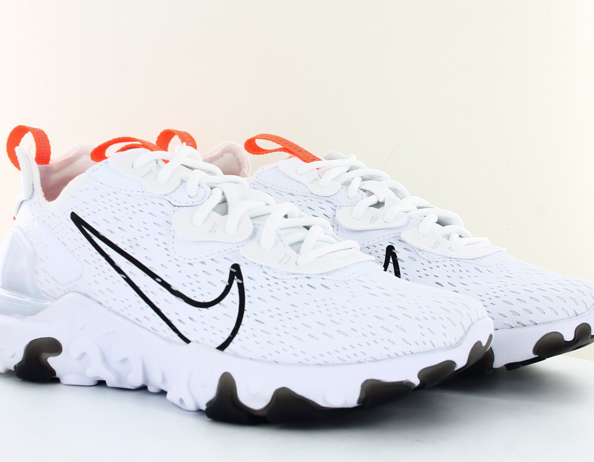 Nike React vision blanc noir orange fluo