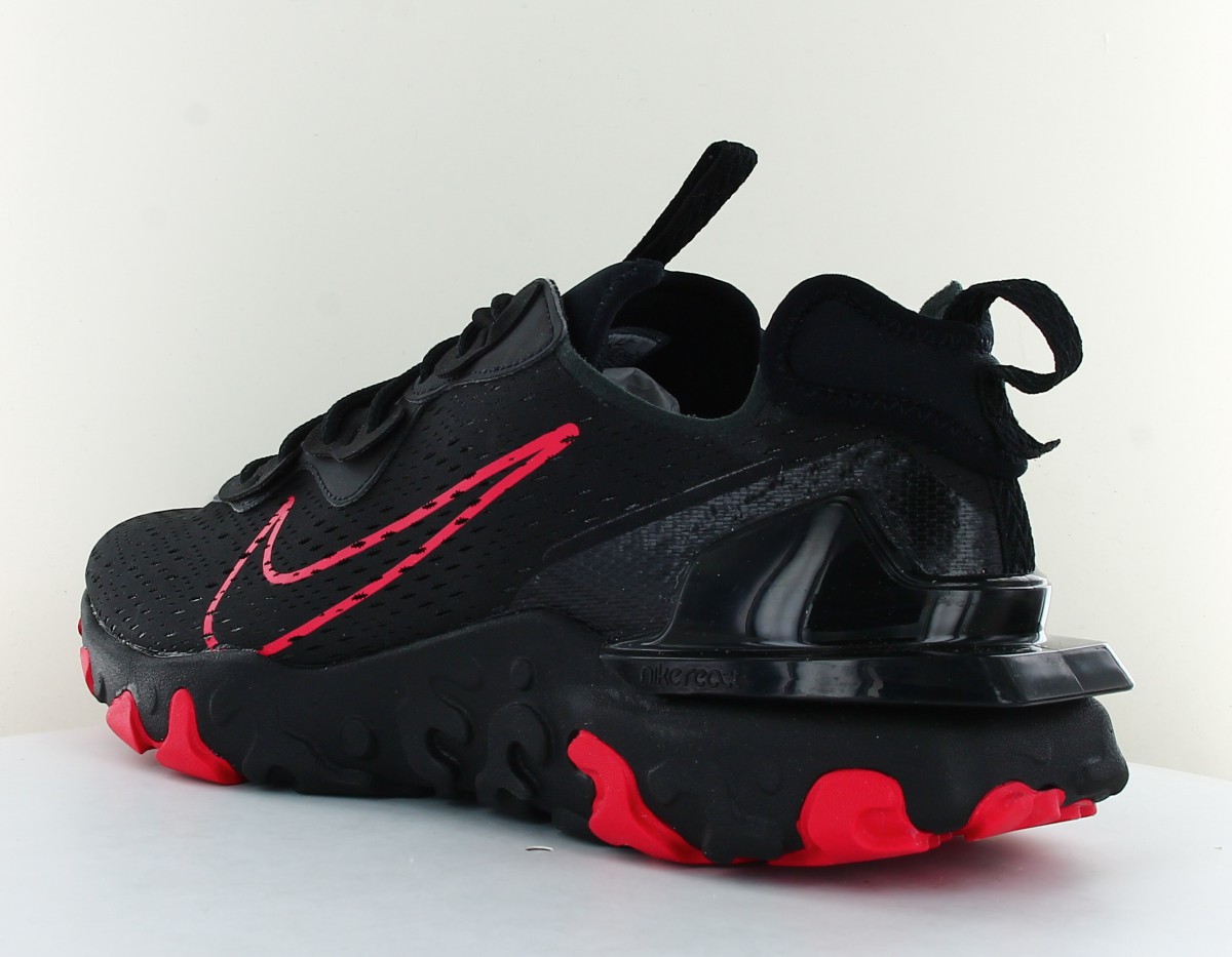 Nike React vision noir rouge