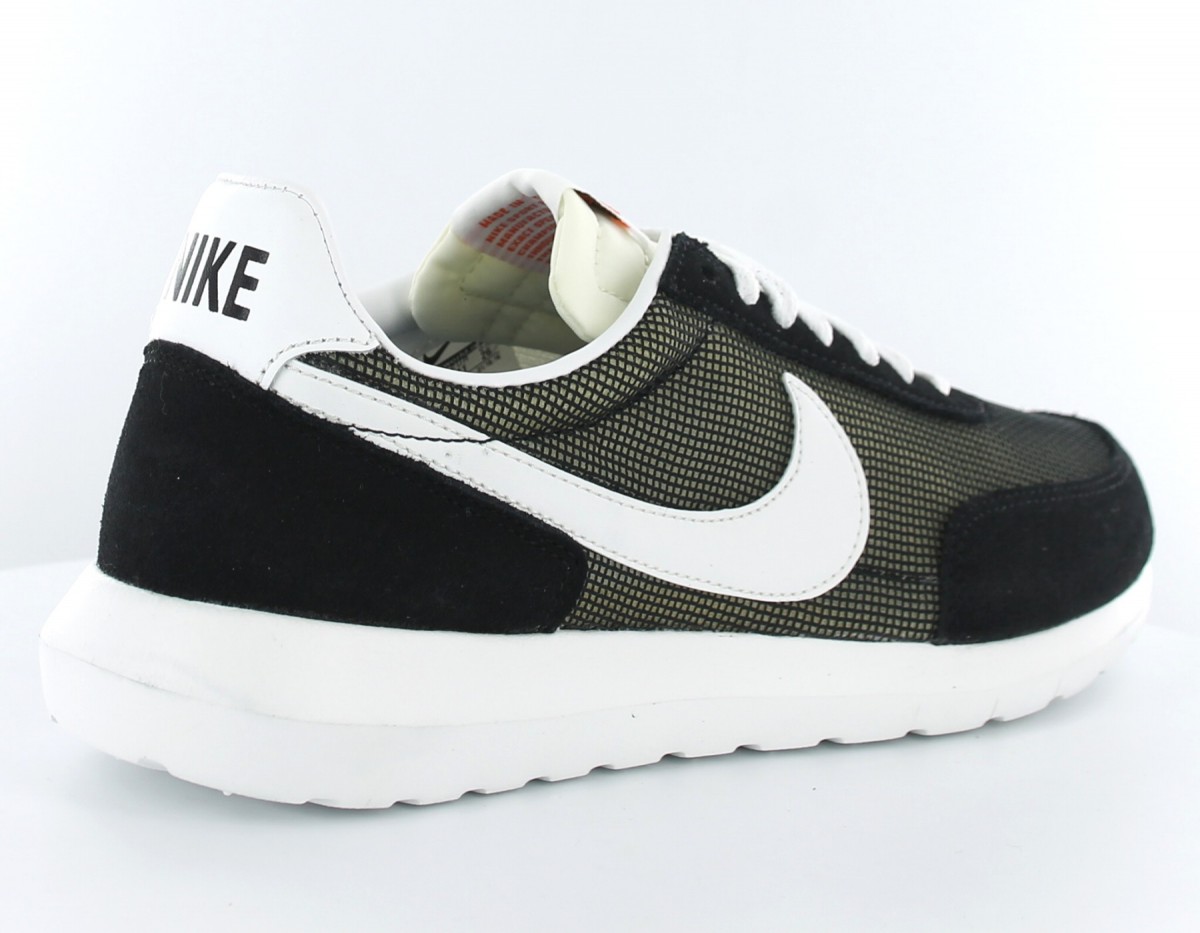 Nike roshe daybreak nm noir-blanc