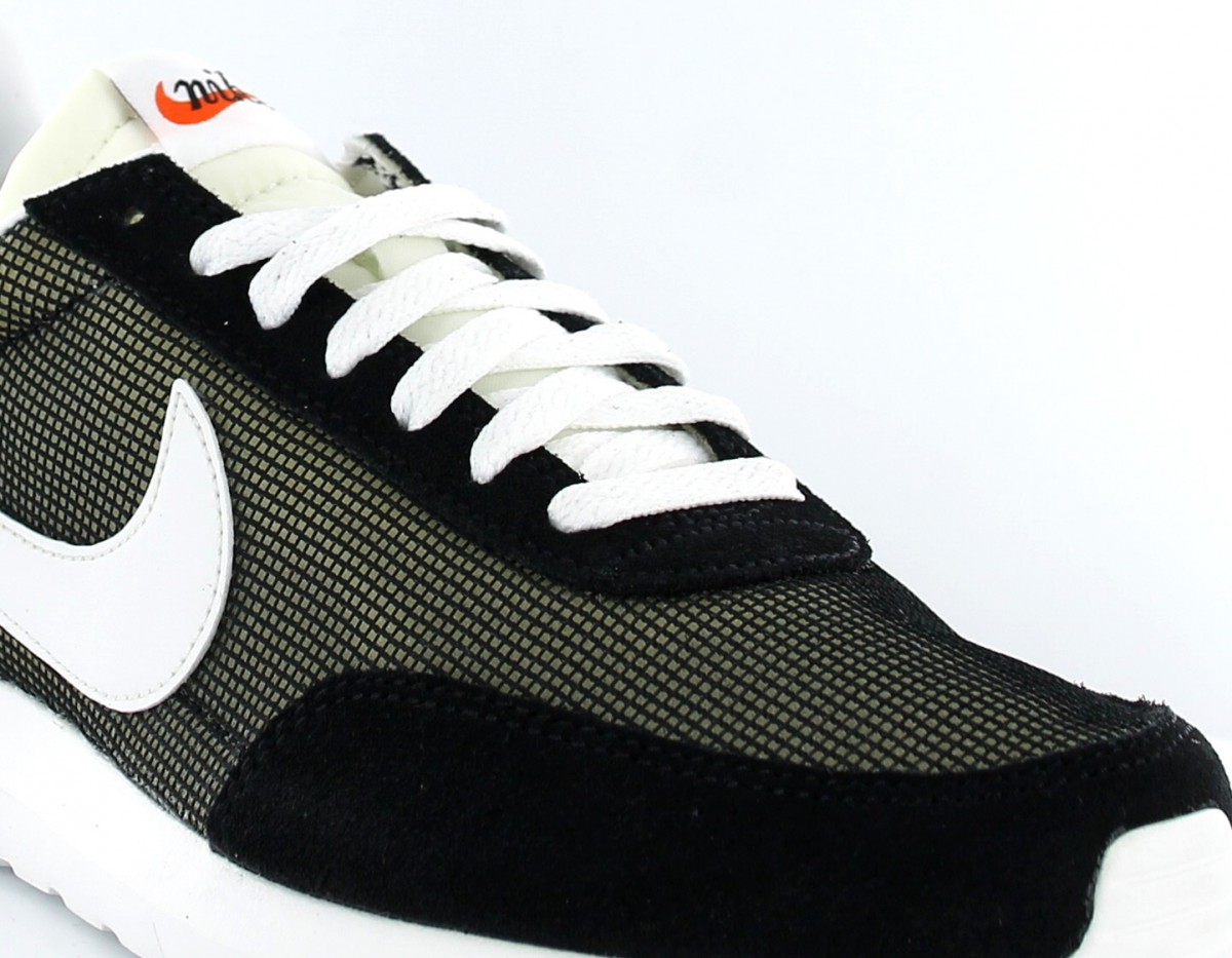 Nike roshe daybreak nm noir-blanc