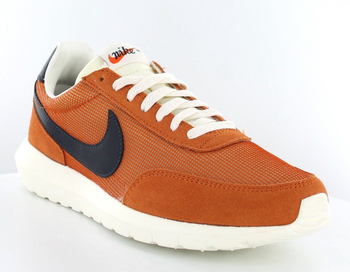 Nike roshe daybreak nm orange-noir